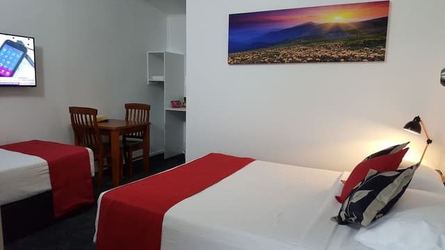 Deluxe Double or Twin Room