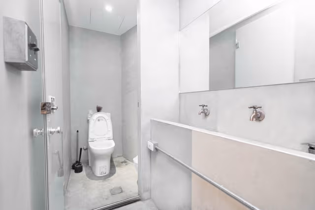 1 person in 18-Bed Dormitory - Mixed