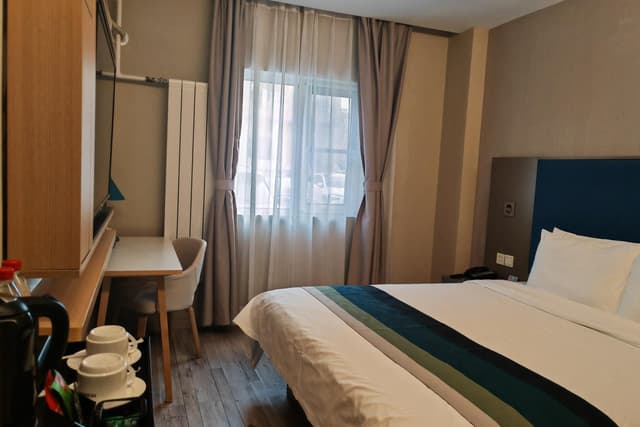 HOM - Business 1 Bed Room
