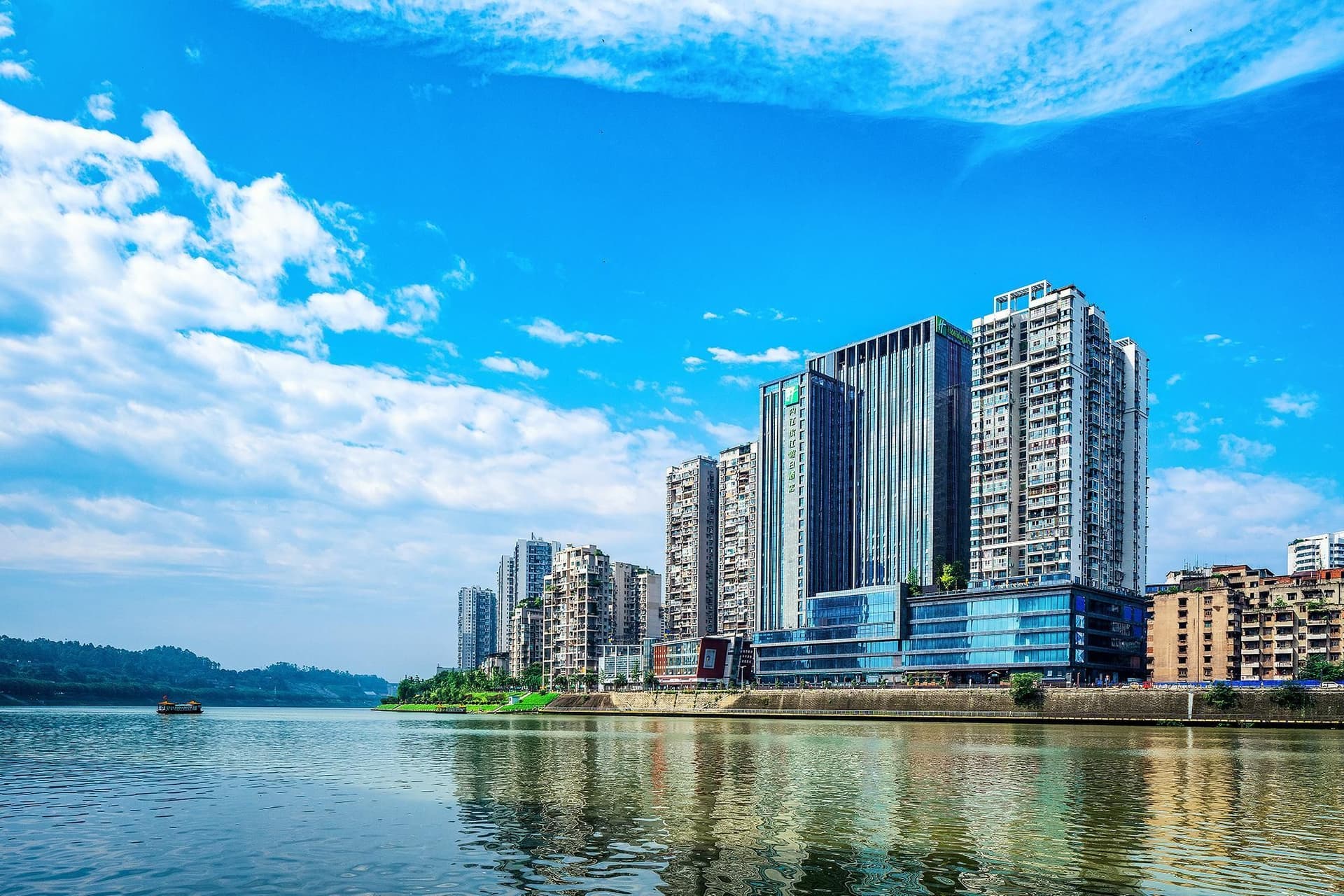 Holiday Inn Neijiang Riverside Holiday Inn Neijiang Riverside