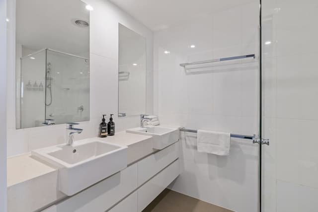 2.5 Bedroom Ocean View Apartment