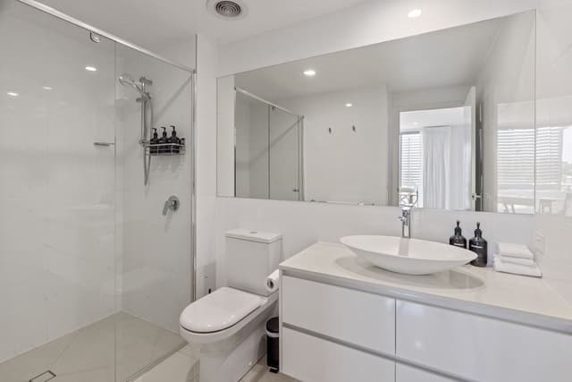 One Bedroom Apartment