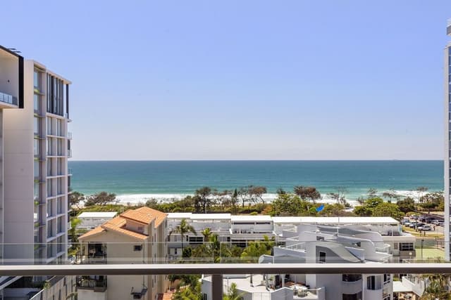 One Bedroom Ocean View Apartment