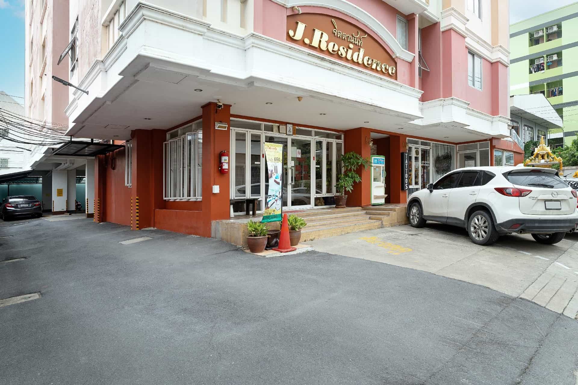 J.Residence J.Residence