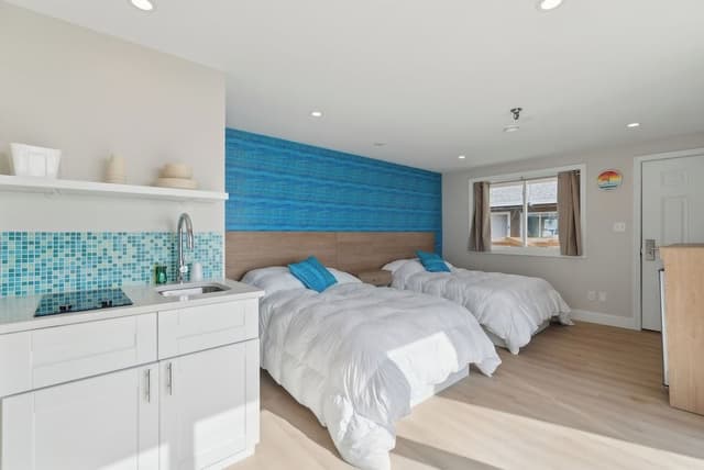 Pool Front Balcony with Kitchenette