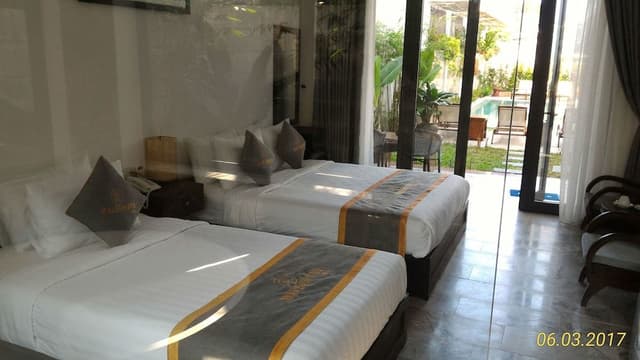 Family Triple Room, 1 Bedroom, 2 Bathrooms, Pool View