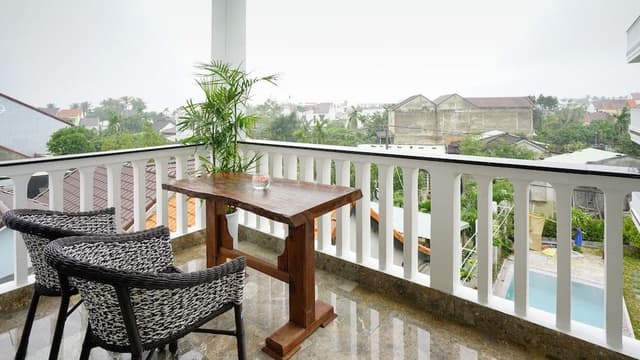 Deluxe Double Room, Pool View