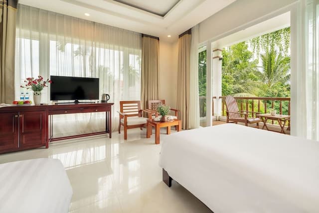 Deluxe Double or Twin Room, 1 Bedroom, Pool View