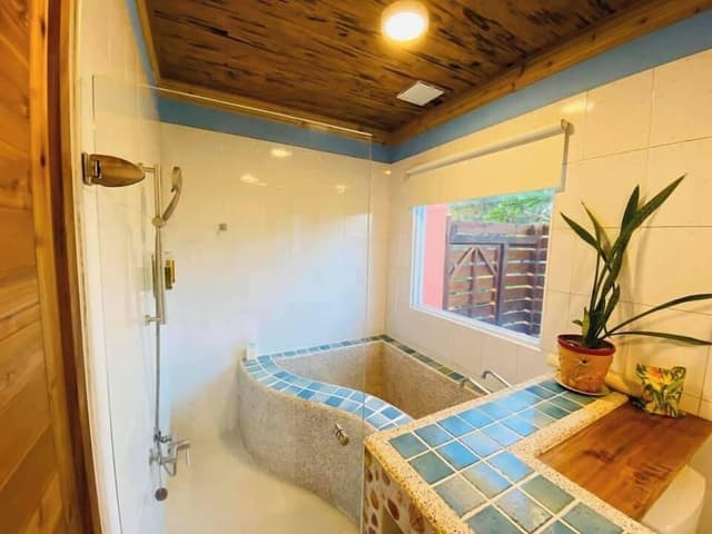 Comfort Room, Bathtub, Courtyard Area