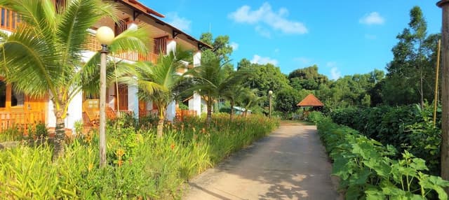 Deluxe Twin Room, Garden View