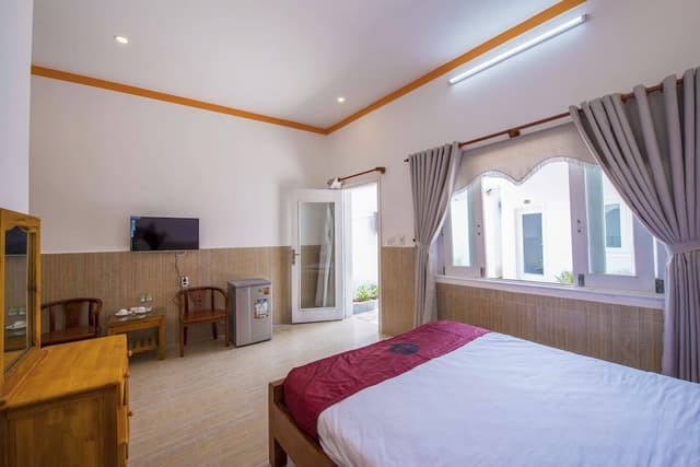 Standard Double Room, 1 Queen Bed, Non Smoking, Garden View