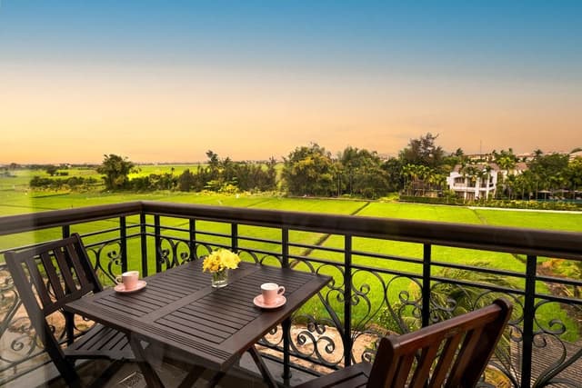 Deluxe Room With Rice Paddy View
