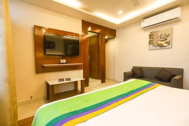 Super Deluxe Room