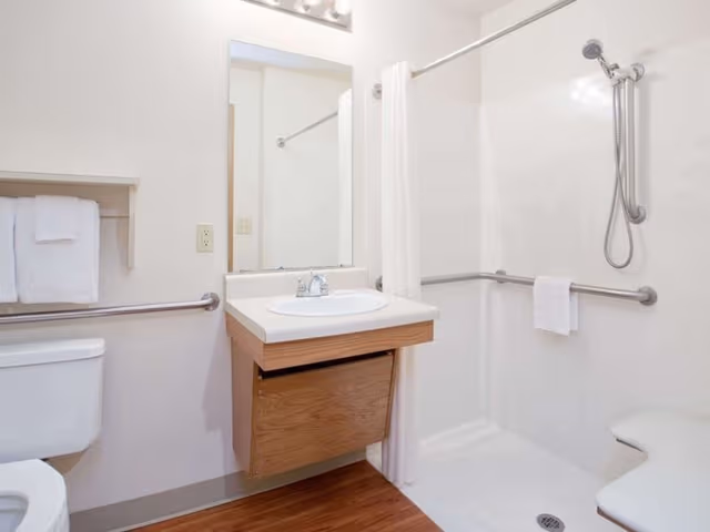 Room, 1 Queen Bed, Accessible, Non Smoking