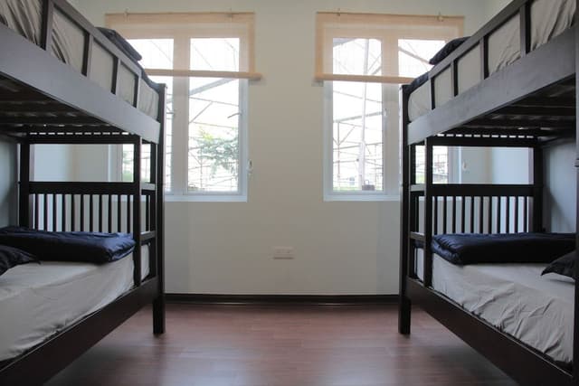 Economy Cottage, Mixed Dorm, Accessible, Garden View (4 Persons)