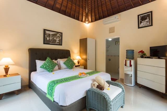Deluxe Room, Balcony