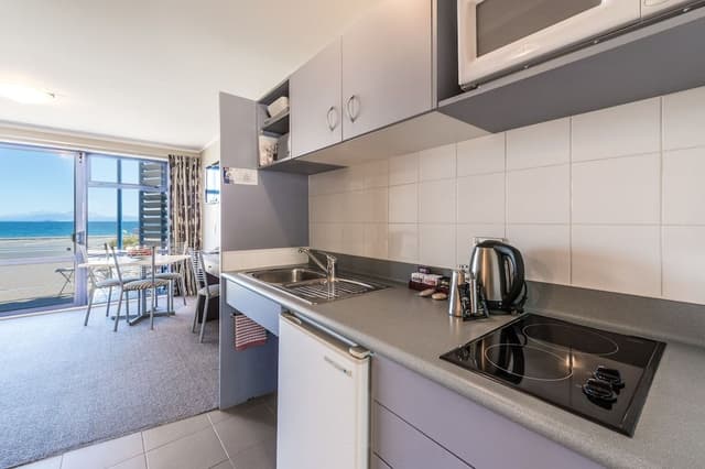 One Bedroom Lake View Suite