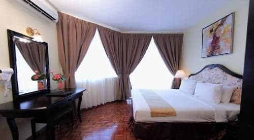 2 Bedroom Suite