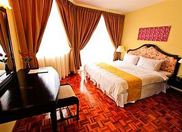 1 Bedroom Suite