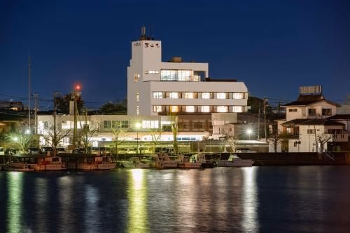 โรงแรมชิน มาโกโมะ (Hotel Shin Makomo)1