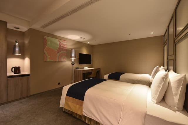 Standard Twin Room, Accessible, No Windows