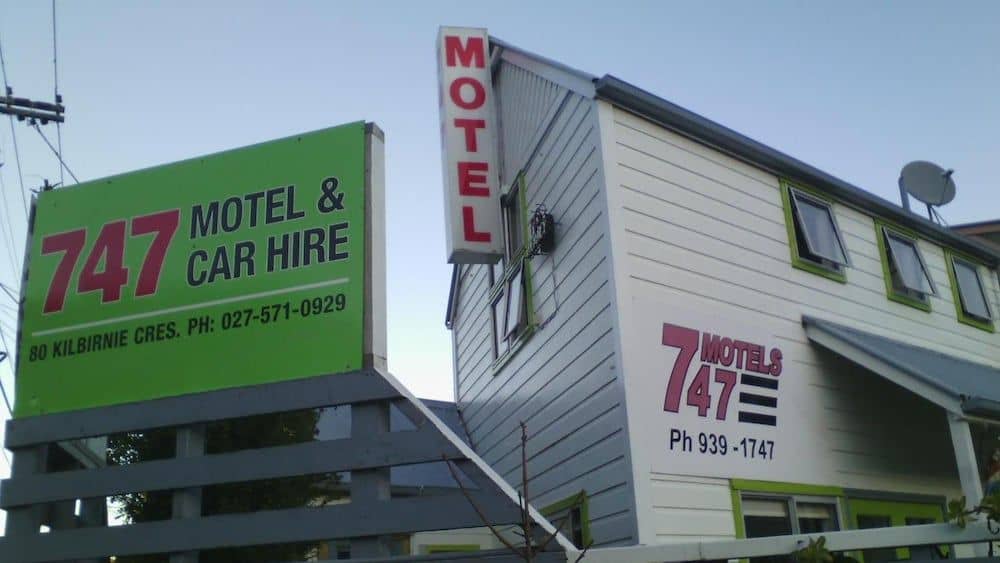 747 Motel 747 Motel