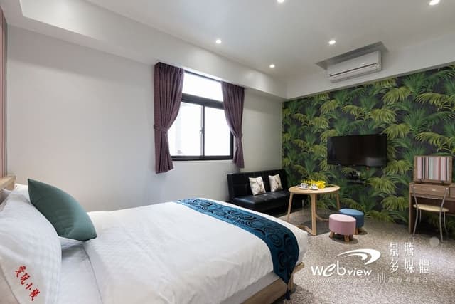 Comfort Double Room (202)