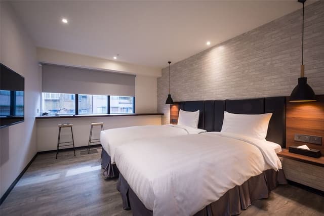 Deluxe Twin Room