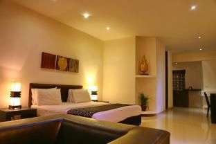 อีสต์ สวีท (East suites)2