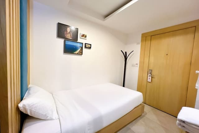 Twin Room, Shared Bathroom