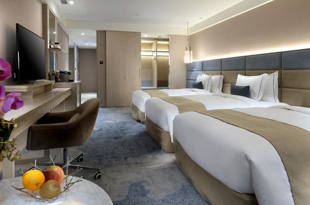 Triple Room