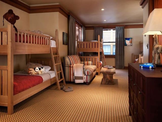 Luxury House, 4 Bedrooms (Heron #6)