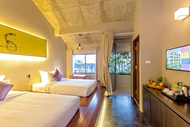 Superior Double Room, City View
