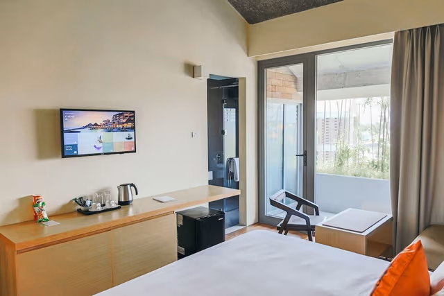 Deluxe Double Room, City View
