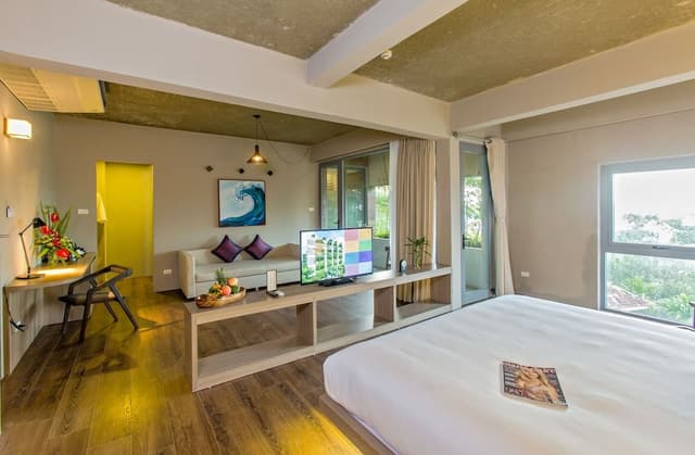 Suite, Garden View (or Pool View)