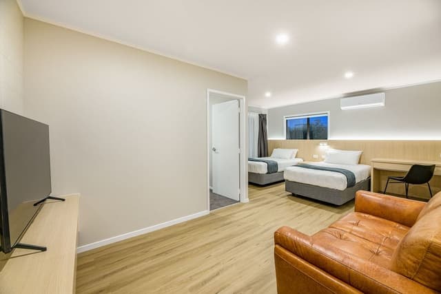 Family Room, 1 Bedroom, Kitchen