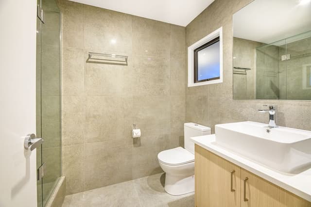 Family Room, 2 Bedrooms, Kitchen
