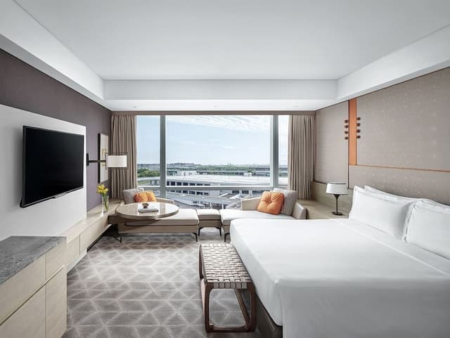 Deluxe Room, 1 King Bed