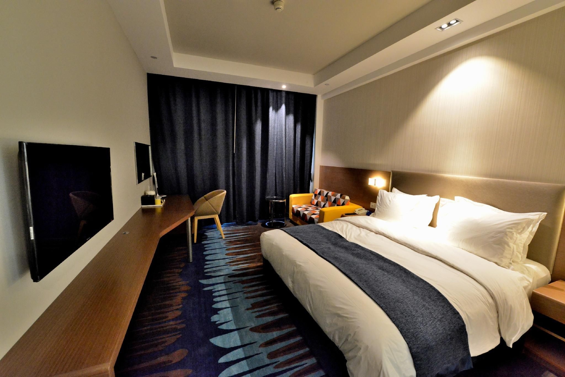 ฮอลิเดย์ อินน์ เอ็กซ์เพรส เหว่ยไห่ อีโคโนมิค โซน (Holiday Inn Express Weihai Economic Zone)2