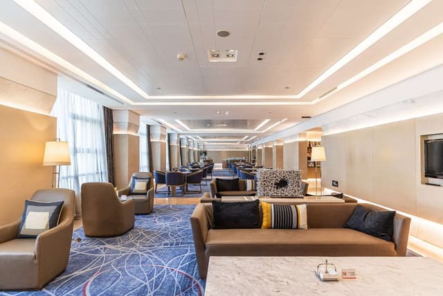 KING EXECUTIVE ROOM HIGH FLOOR