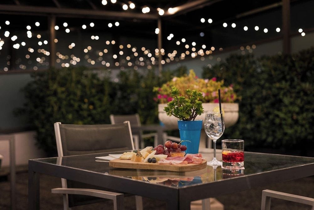 iH Hotels Milano St John2