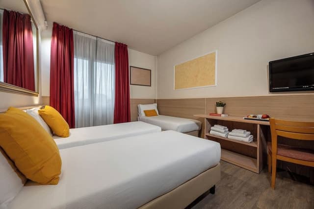 Triple Room