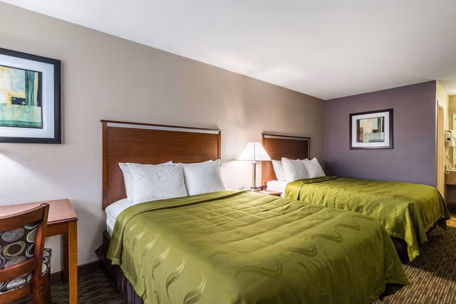Room, 2 Queen Beds, Non Smoking, Ground Floor