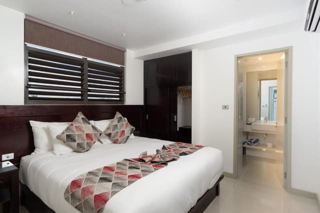 2 Bedroom Beachfront