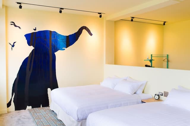 Standard Quadruple Room, 2 Queen Beds