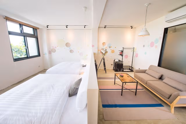 Standard Twin Room (only allowed 2 people)