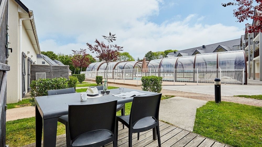 Vacanceole Le Domaine de la Corniche1