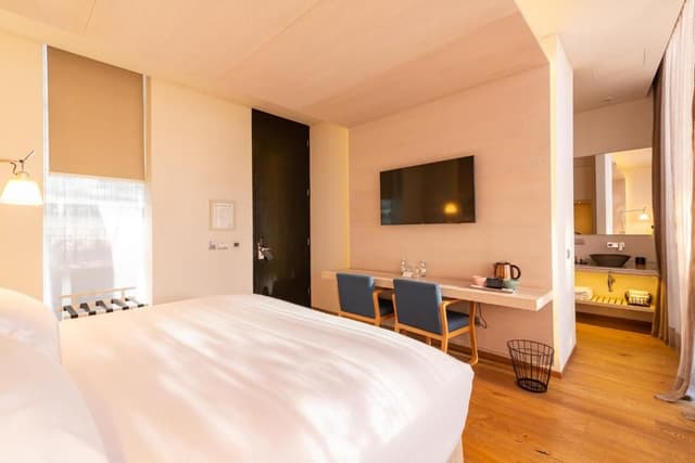 Deluxe Double Room with Balcony