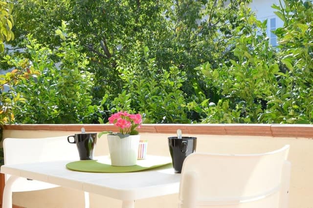 Superior Duplex, Terrace