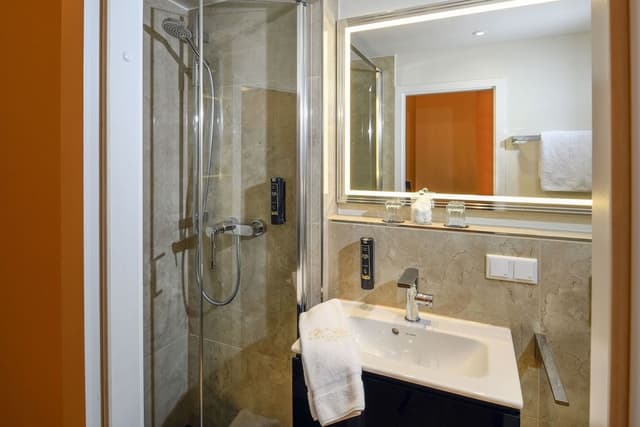 Standard Single Room